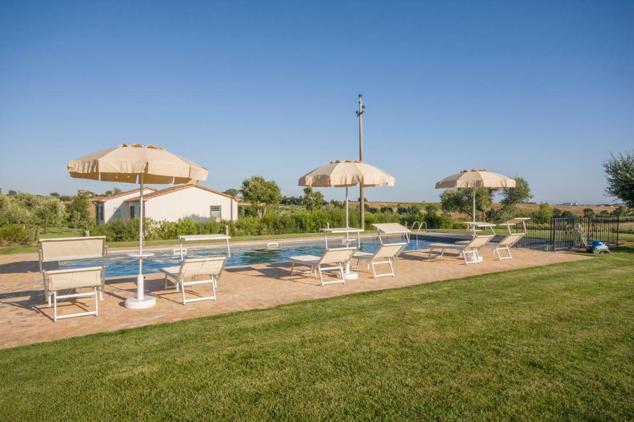 Agriturismo Il Mirto 佩夏罗马纳 外观 照片