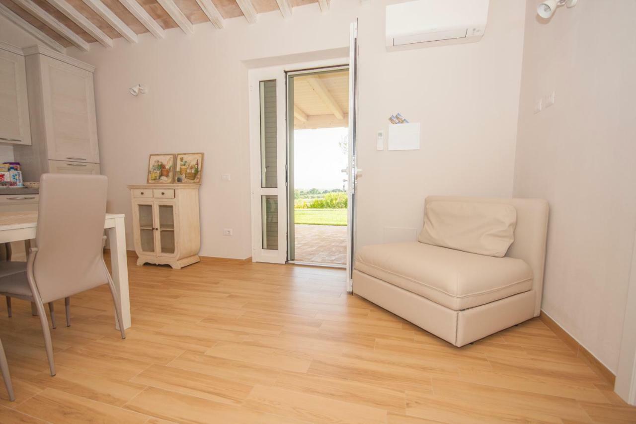 Agriturismo Il Mirto 佩夏罗马纳 外观 照片