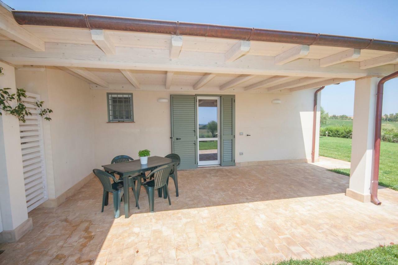 Agriturismo Il Mirto 佩夏罗马纳 外观 照片